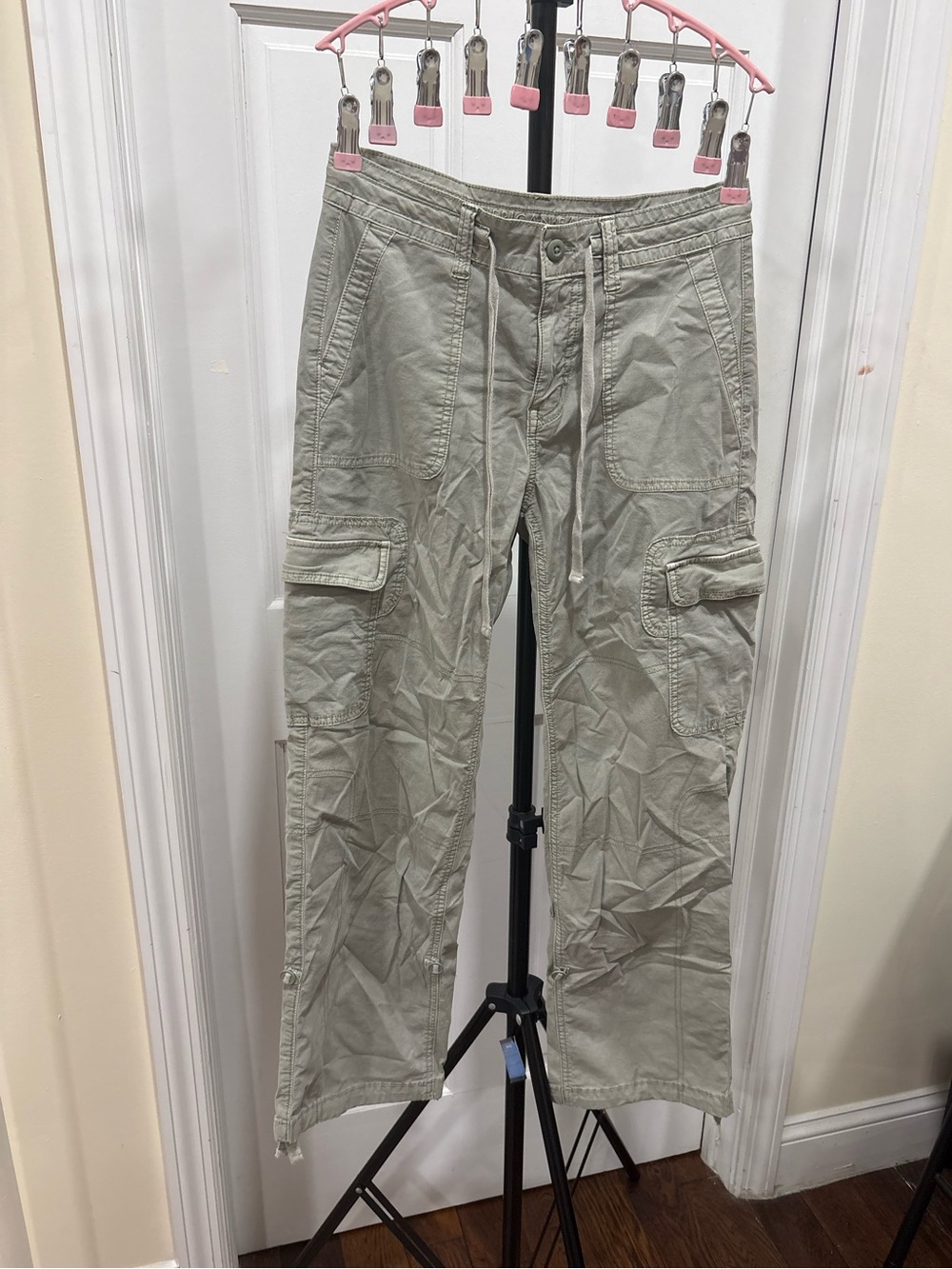 American Eagle Army Green Cargo Convertible Joggers